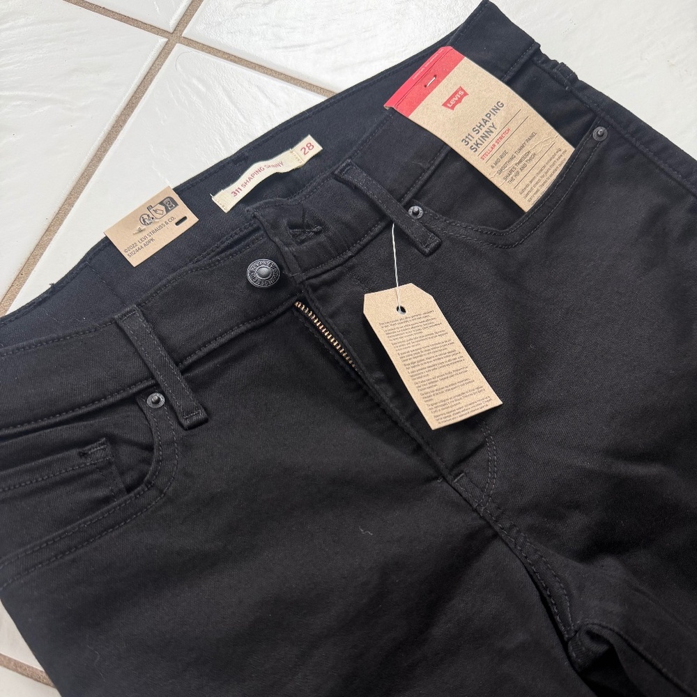 Levi’s 311 Shaping Skinny Jeans NWT